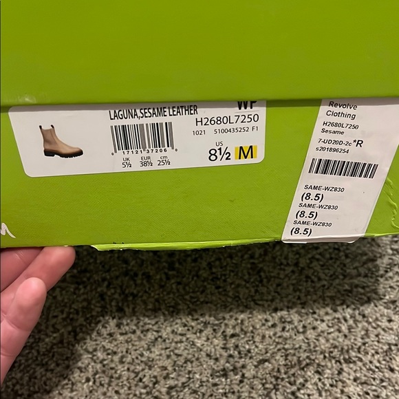 Sam Edelman Tan Chelsea Boots - Picture 2 of 3